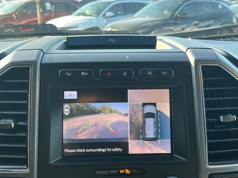 Used 2021 Ford Expedition Platinum AWD/4WD image 36