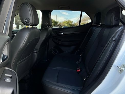 Used 2025 Buick Encore GX Preferred image 11