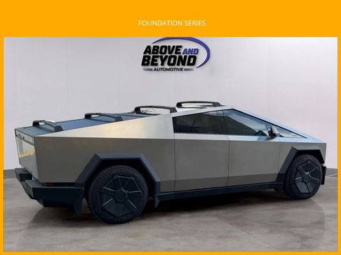 Used 2024 Tesla Cybertruck AWD Crew Cab image 4