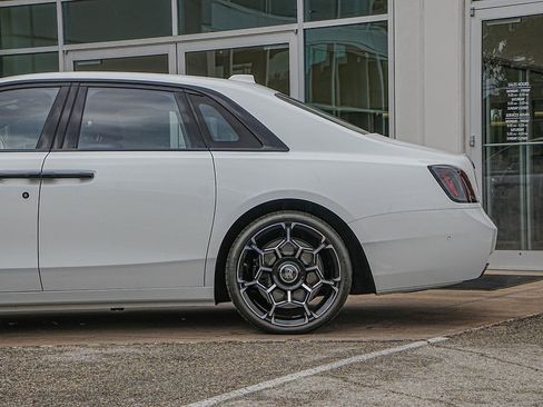 New 2025 Rolls-Royce Ghost Black Badge AWD/4WD image 14
