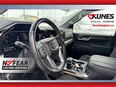 Used 2023 GMC Sierra 1500 Elevation w/ Preferred Package image 21