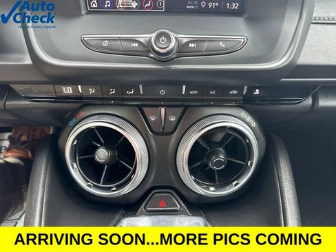 Used 2023 Chevrolet Camaro LT RWD image 17