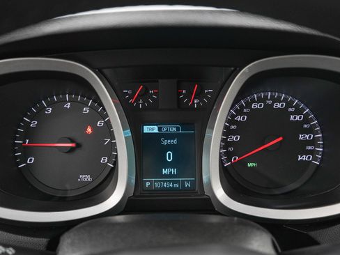 Used 2017 Chevrolet Equinox LT AWD/4WD image 23