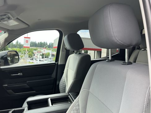 Used 2024 Toyota Tundra SR5 w/ SR5 Convenience Package AWD/4WD image 17