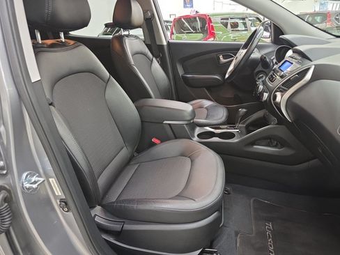 Used 2013 Hyundai Tucson GLS FWD image 8