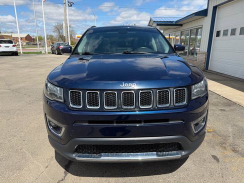 Used 2018 Jeep Compass Limited w/ Navigation Group AWD/4WD image 8