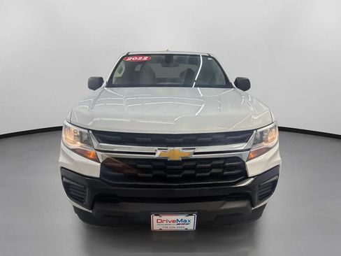 Used 2022 Chevrolet Colorado W/T RWD image 2