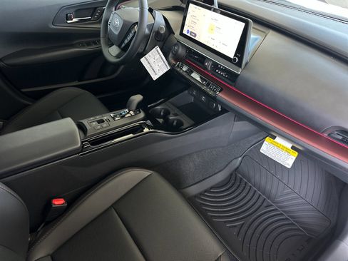 New 2026 Toyota Prius Plug-In Hybrid FWD image 15
