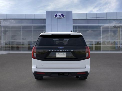New 2026 Ford Expedition Active image 5