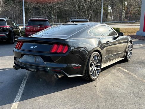 Used 2017 Ford Mustang GT Premium w/ Equipment Group 401A image 5