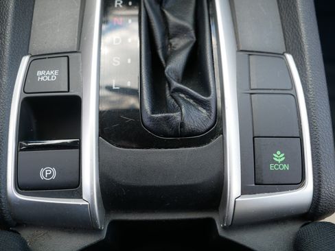 Used 2018 Honda Civic LX image 30