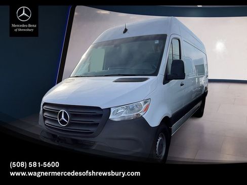 Used 2024 Mercedes-Benz Sprinter 2500 image 1