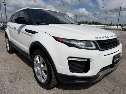 Used 2017 Land Rover Range Rover Evoque SE AWD/4WD image 13