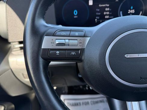 Used 2024 Hyundai Kona SEL image 32