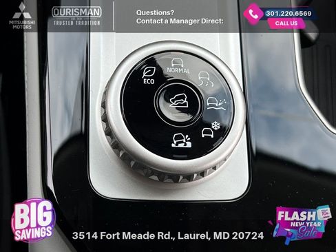 New 2025 Mitsubishi Outlander SE image 24