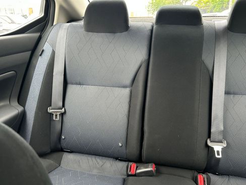 Used 2025 Nissan Versa SV FWD image 34