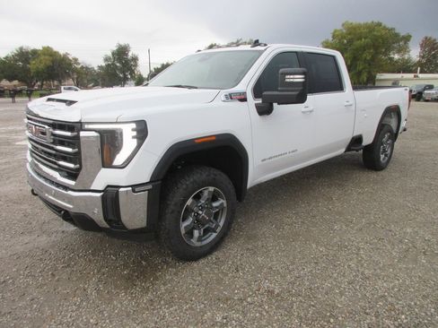 New 2026 GMC Sierra 3500 SLE w/ SLE Value Package image 11