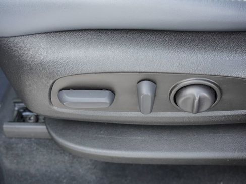 Certified 2023 Buick Enclave Essence image 24