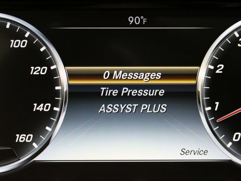 Used 2015 Mercedes-Benz S 550 Sedan image 79