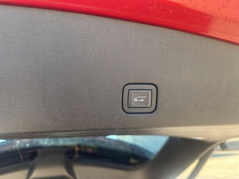 Used 2023 Cadillac XT6 Premium Luxury w/ Platinum Package image 41