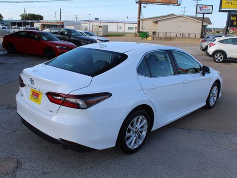 Used 2024 Toyota Camry LE image 43
