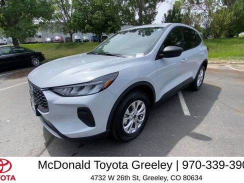 Used 2025 Ford Escape Active AWD/4WD image 5