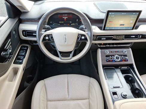 Certified 2023 Lincoln Aviator Reserve w/ Elements Package Plus AWD/4WD image 12
