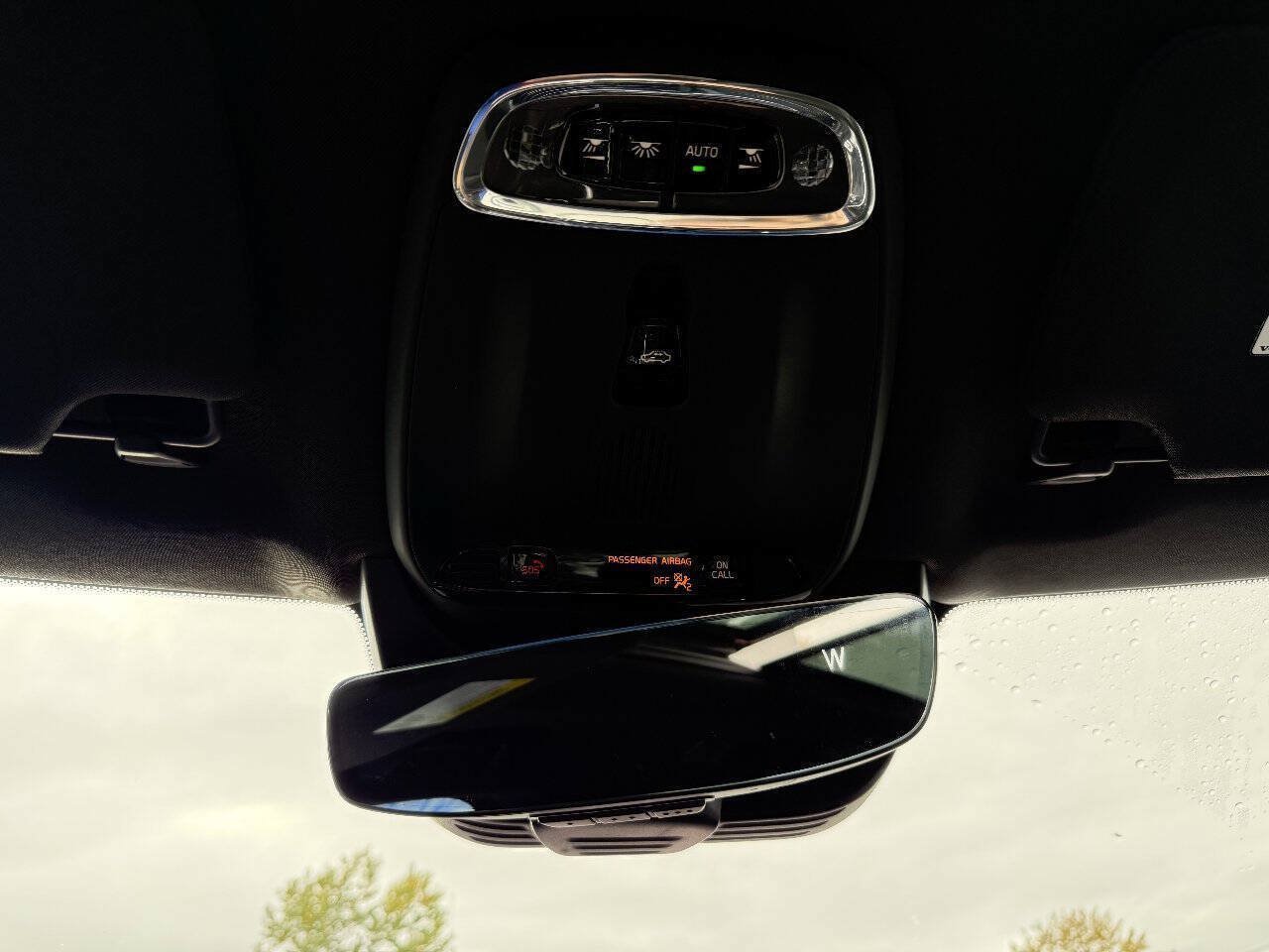 Used 2018 Volvo XC90 T6 R-Design w/ Convenience Package AWD/4WD image 25