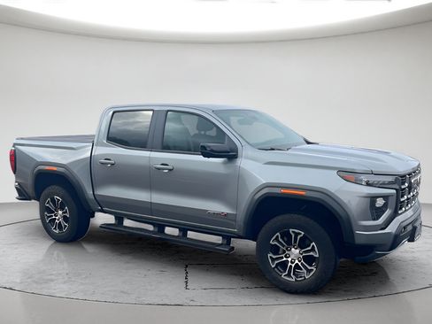Used 2023 GMC Canyon AT4 w/ AT4 Premium Package AWD/4WD image 1