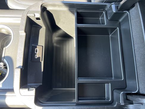 Used 2023 Chevrolet Tahoe LT image 21