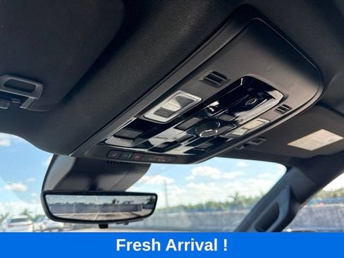 Used 2026 Chevrolet Tahoe High Country AWD/4WD image 11
