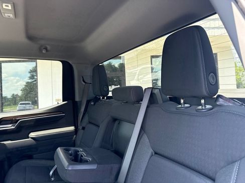 Used 2024 GMC Sierra 1500 Elevation AWD/4WD image 6