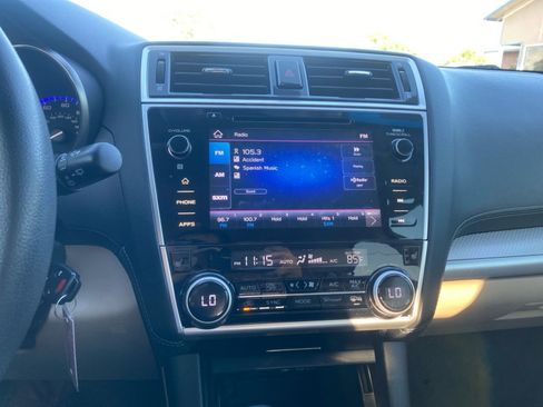 Used 2019 Subaru Outback 2.5i Premium AWD/4WD image 21