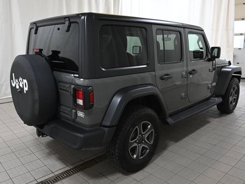 Used 2019 Jeep Wrangler Unlimited Sport S AWD/4WD image 13