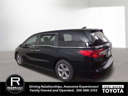 Used 2018 Honda Odyssey EX image 10