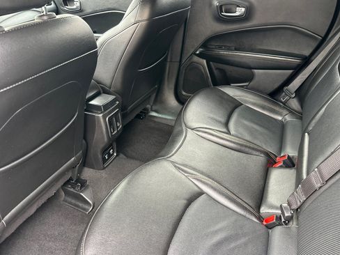 Used 2020 Jeep Compass Limited AWD/4WD image 26