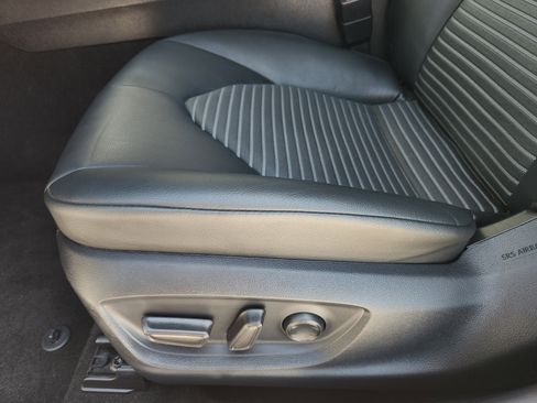 Used 2023 Toyota Camry SE FWD image 25