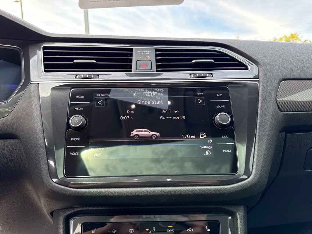 Certified 2022 Volkswagen Tiguan SE AWD/4WD image 20