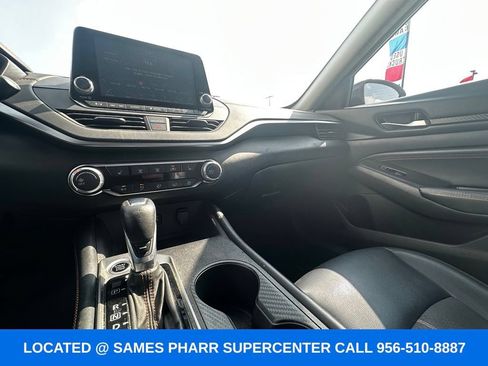 Used 2020 Nissan Altima 2.5 SR w/ Premium Package FWD image 13