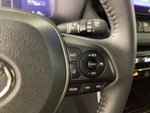 Used 2023 Toyota RAV4 XSE AWD/4WD image 23