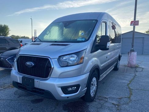 Used 2024 Ford Transit 350 XLT RWD image 2