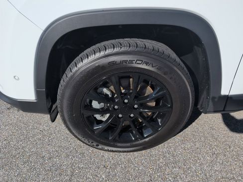 Used 2023 Jeep Cherokee Altitude Lux image 9