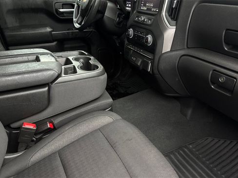 Used 2022 Chevrolet Silverado 1500 Custom image 15