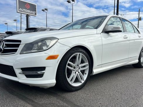 Used 2014 Mercedes-Benz C 250 Sedan image 14