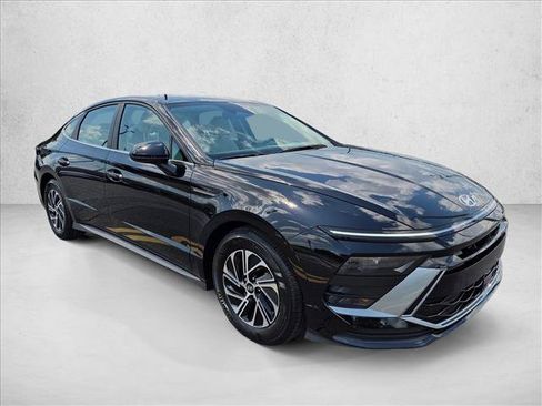 New 2026 Hyundai Sonata Blue FWD image 3