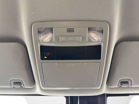 Certified 2022 Toyota Tacoma SR5 w/ Technology Package image 6