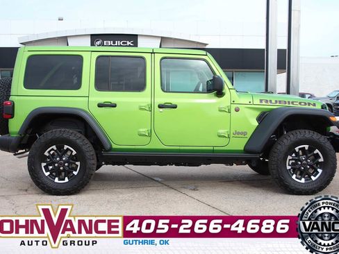 Used 2025 Jeep Wrangler Unlimited Rubicon w/ Safety Group image 15