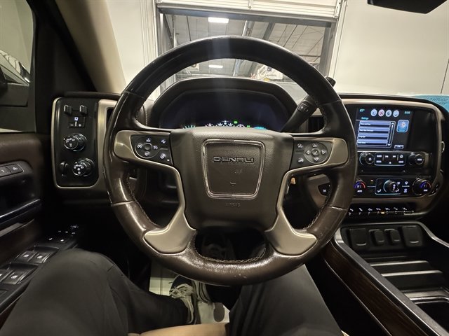 Used 2018 GMC Sierra 1500 Denali w/ Denali Ultimate Package AWD/4WD image 23