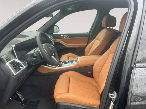 New 2026 BMW X5 xDrive40i w/ M Sport Package image 9