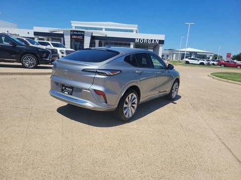 New 2026 Buick Envista Avenir FWD image 6